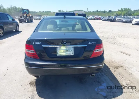 2013 Mercedes-Benz C 300 Luxury 4Matic/Sport 4Matic from USA, damaged, VIN WDDGF8ABXDR247478